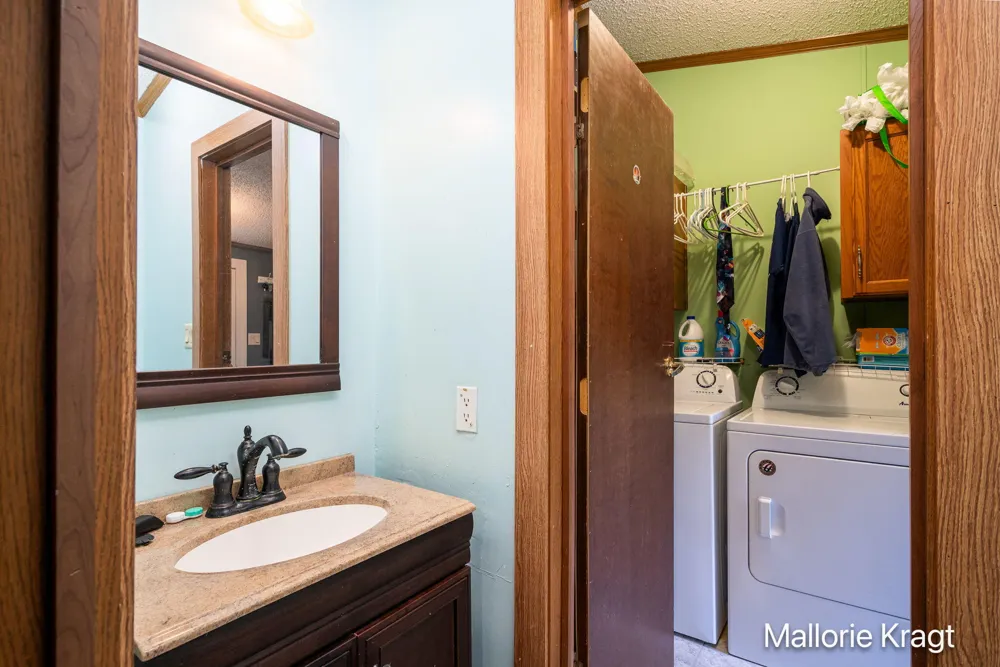 4328 105th Avenue Cheshire Township, MI 49010