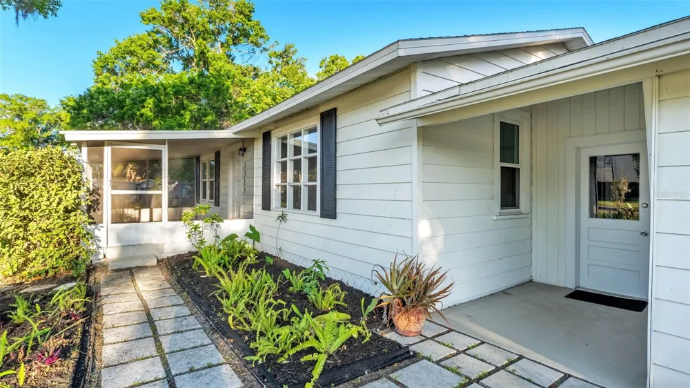 1317 W BELMAR STREET Lakeland, FL 33815