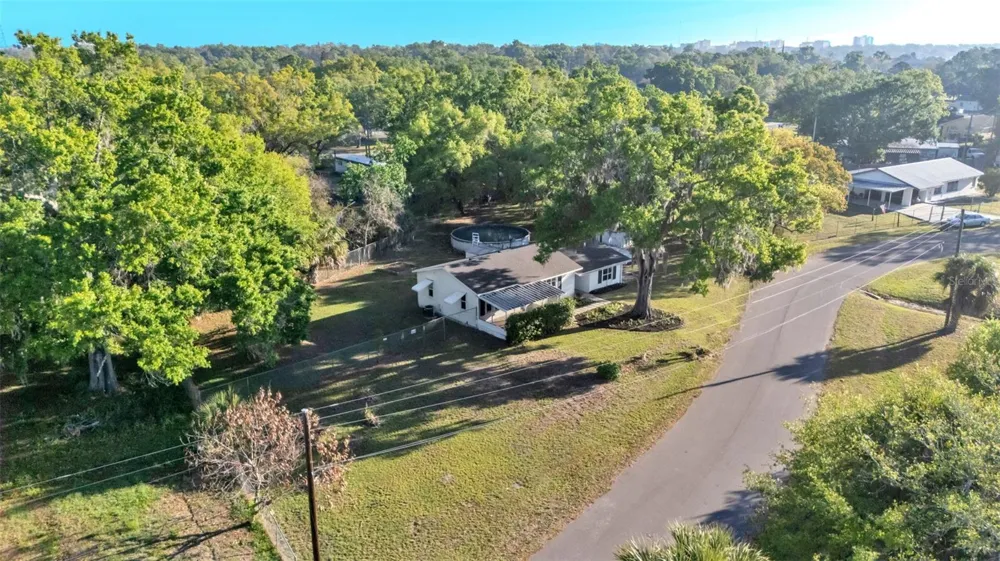 1317 W BELMAR STREET Lakeland, FL 33815