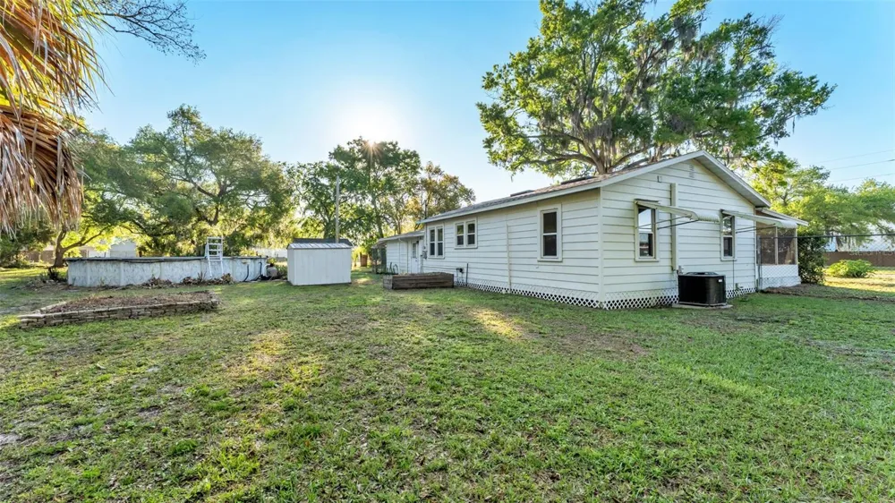 1317 W BELMAR STREET Lakeland, FL 33815