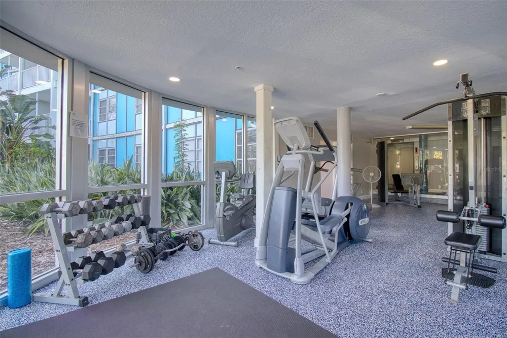3315 58TH AVENUE S #112 St Petersburg, FL 33712