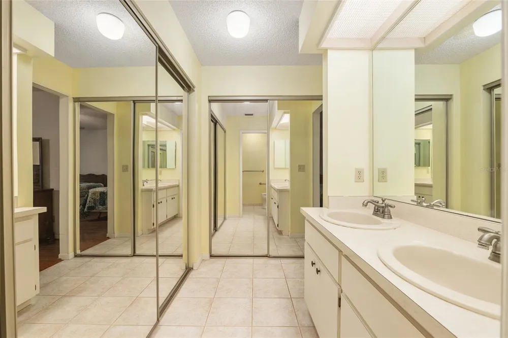 2064 SE 37TH COURT CIRCLE ocala, FL 34471