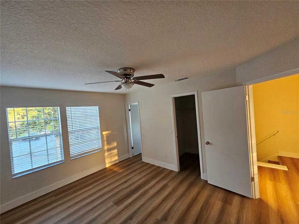 11730 WHITEWING COURT Orlando, FL 32837