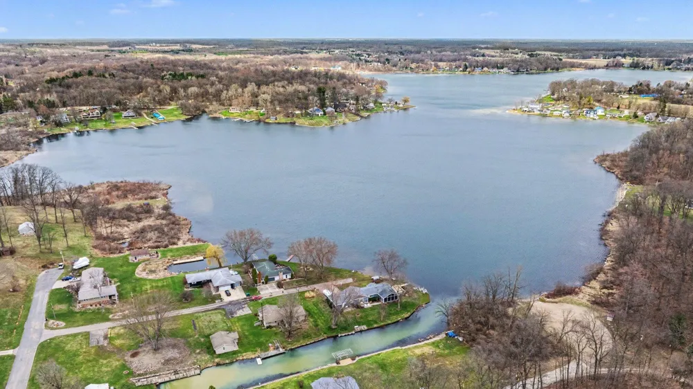 12417 Sunset Drive Fabius Township, MI 49093