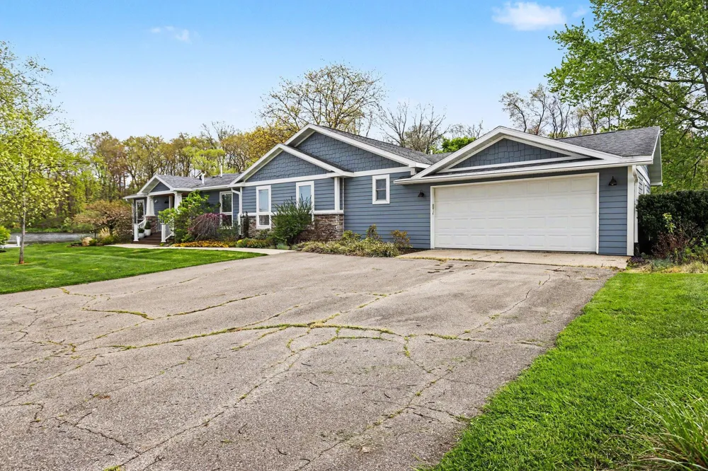 12417 Sunset Drive Fabius Township, MI 49093