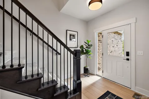 7315 Evergreen Trail