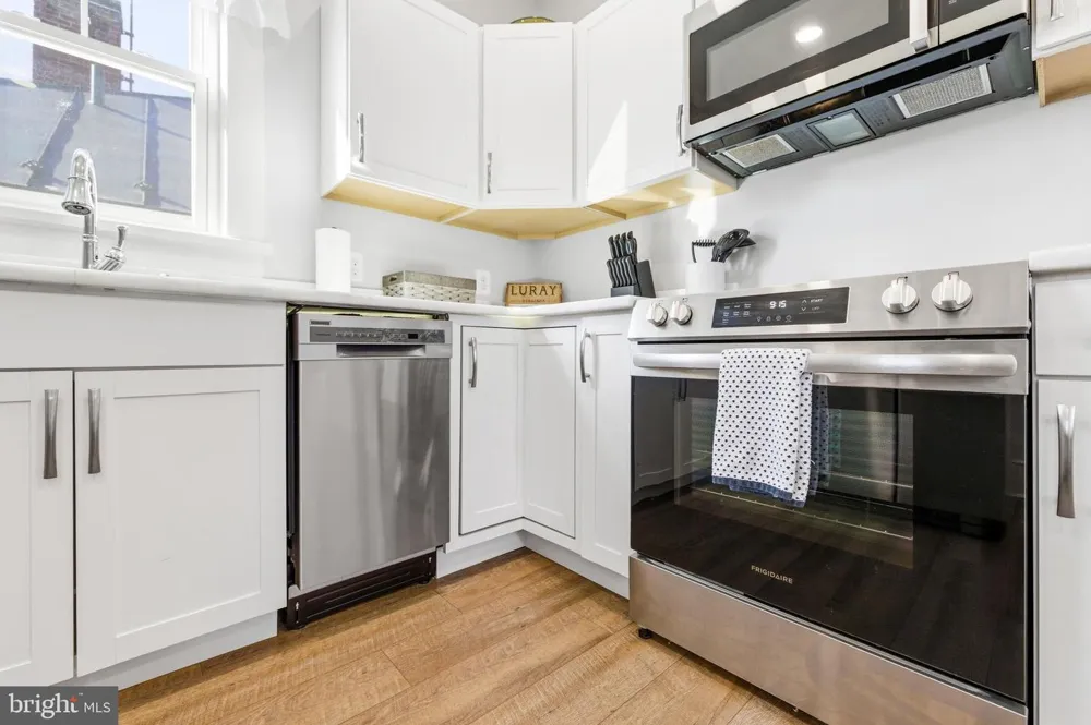 10 DEFORD AVENUE Luray, VA 22835