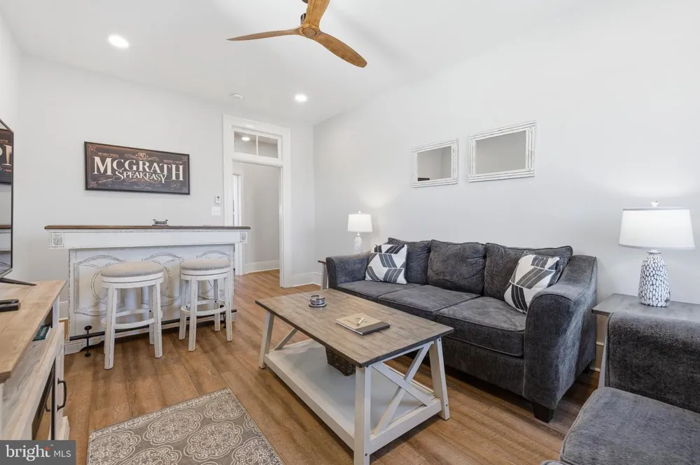 10 DEFORD AVENUE Luray, VA 22835