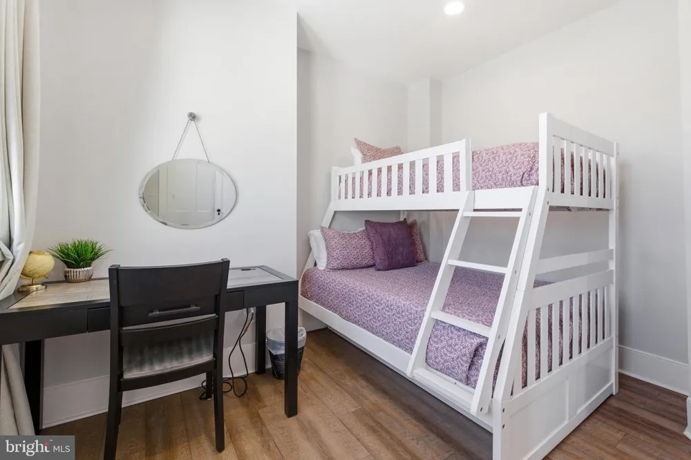 10 DEFORD AVENUE Luray, VA 22835