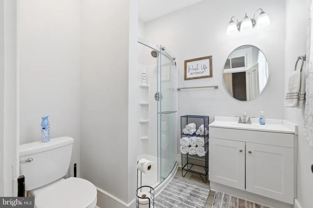 10 DEFORD AVENUE Luray, VA 22835