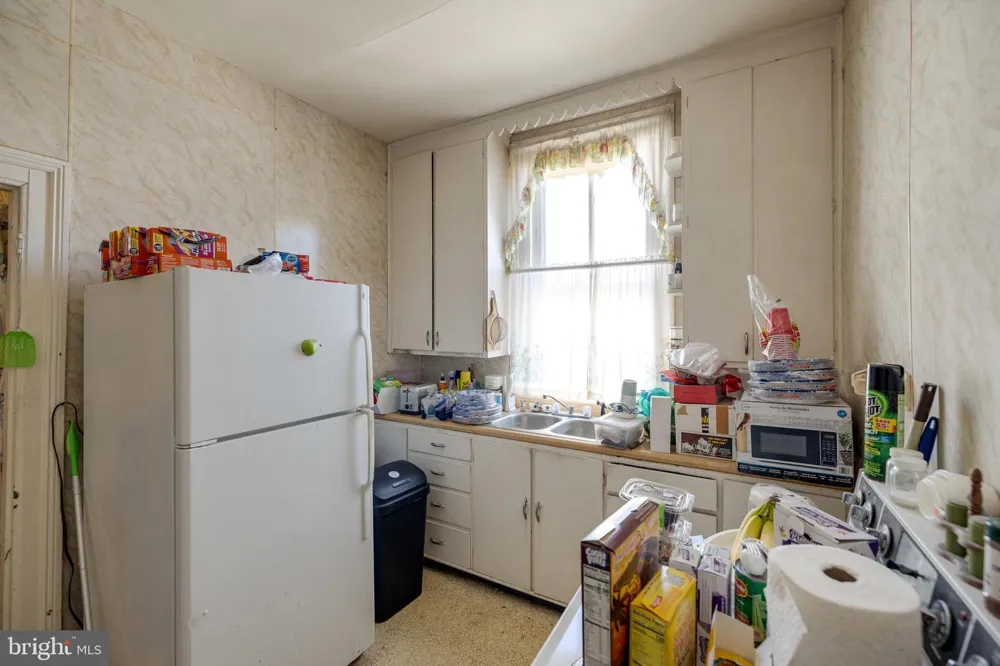 10 DEFORD AVENUE Luray, VA 22835