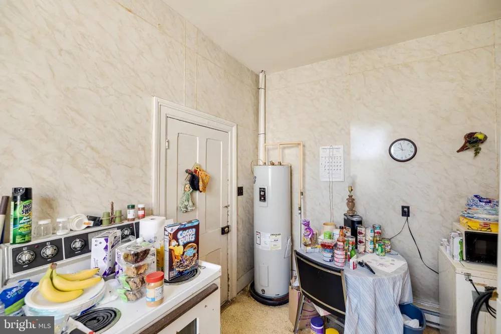 10 DEFORD AVENUE Luray, VA 22835