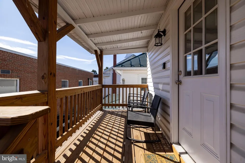 10 DEFORD AVENUE Luray, VA 22835