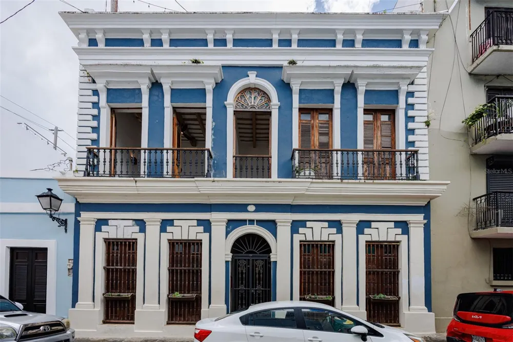364 CALLE SOL #2B Old San Juan, PR 00901