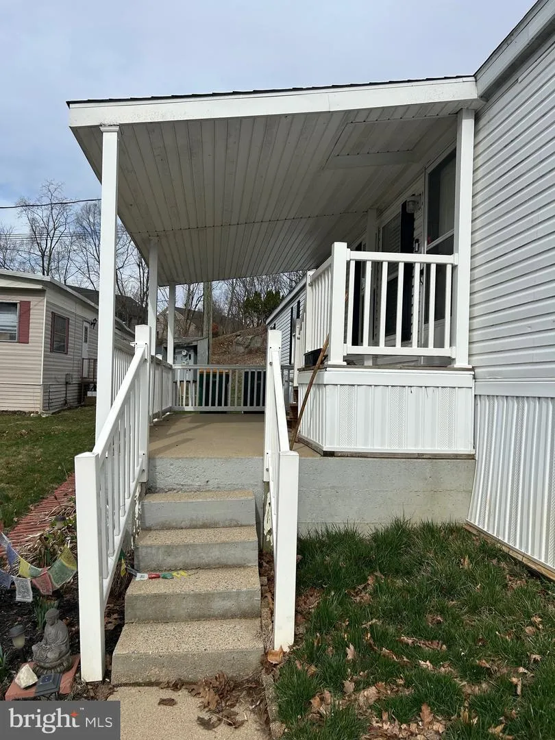 5 SUNRISE DRIVE Hershey, PA 17033
