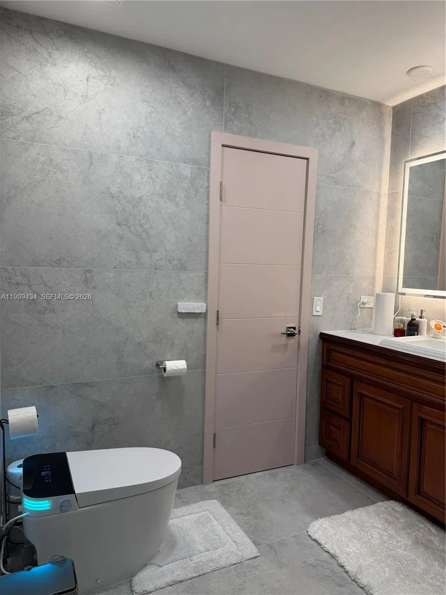 13451 SW 74th Ave #. Pinecrest, FL 33156