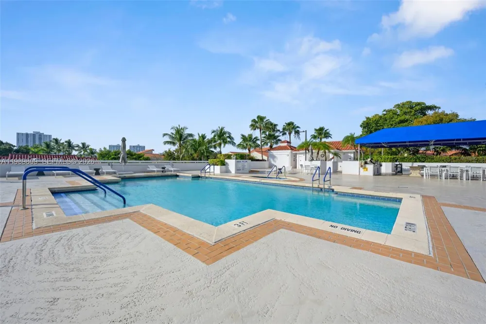 3598 Yacht Club Dr #1204 Aventura, FL 33180