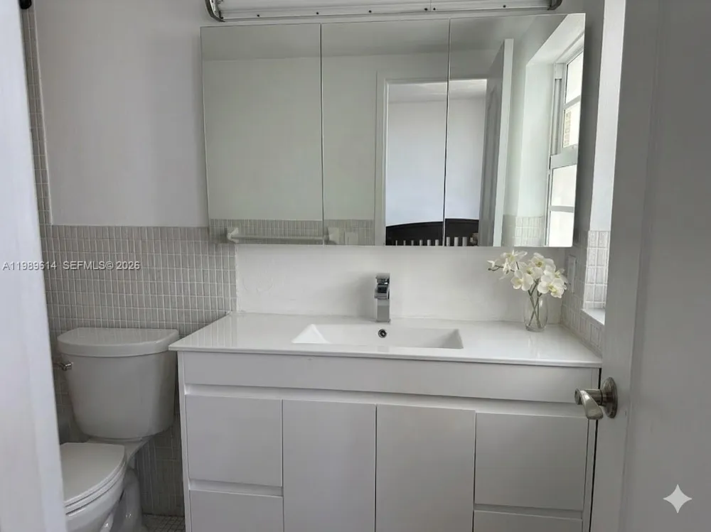9341 E Bay Harbor Dr #6C Bay Harbor Islands, FL 33154
