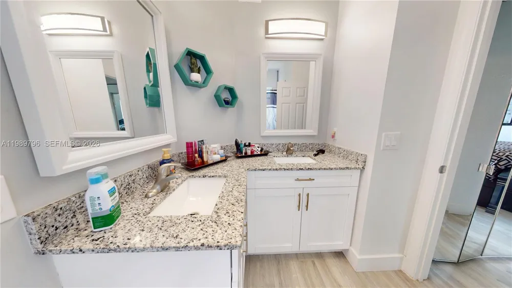 809 NW 170th Ter #26 Pembroke Pines, FL 33028