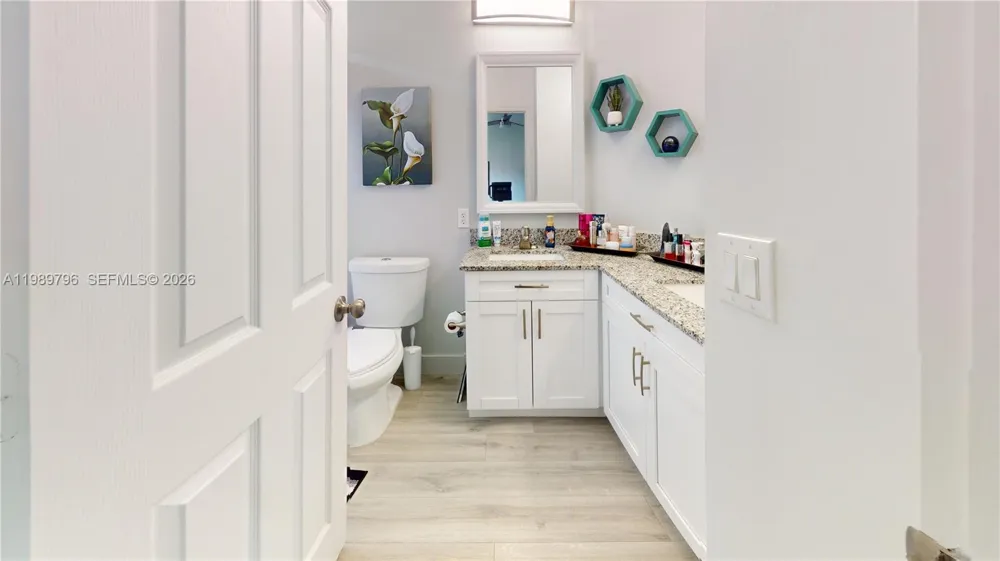 809 NW 170th Ter #26 Pembroke Pines, FL 33028