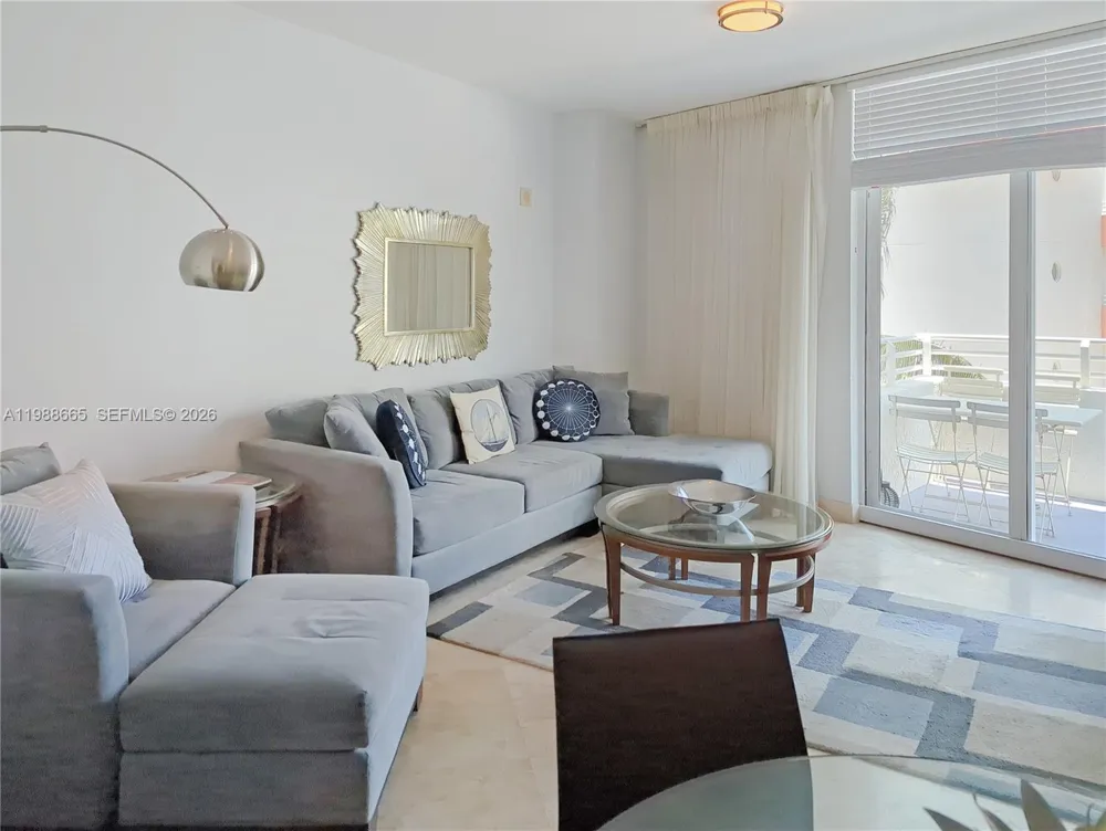 225 Collins Ave #4J Miami Beach, FL 33139
