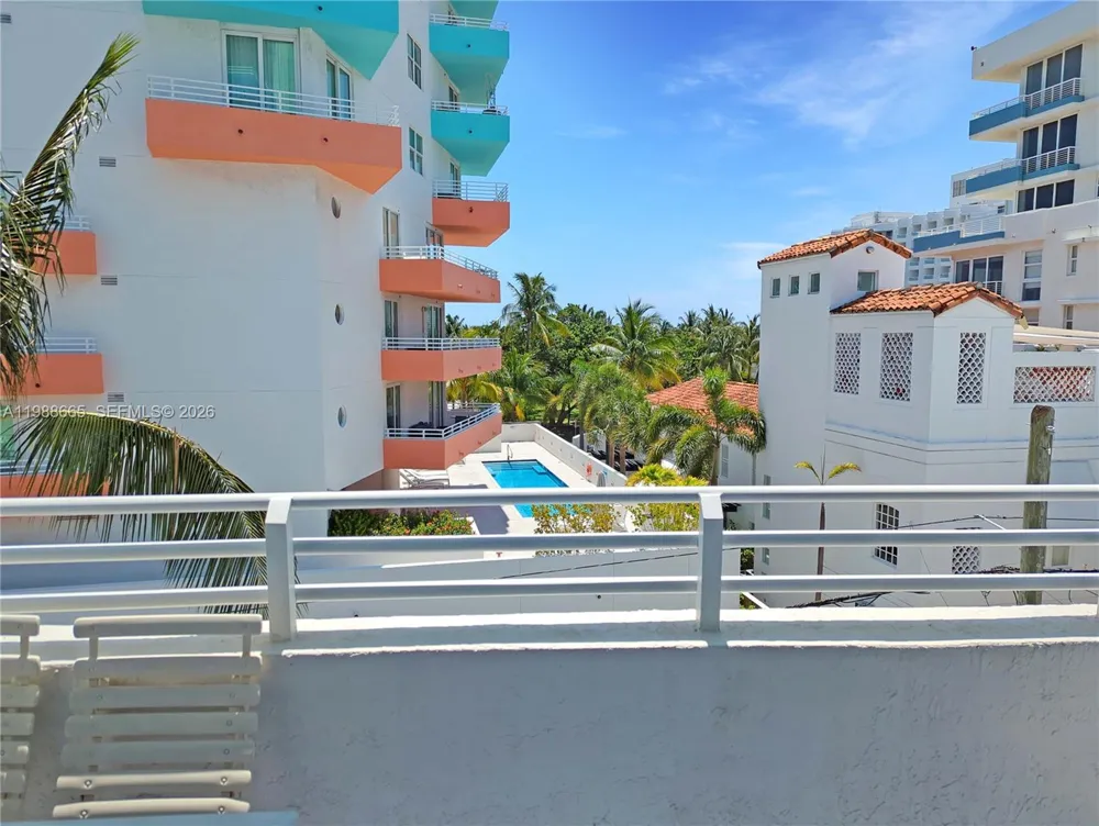 225 Collins Ave #4J Miami Beach, FL 33139