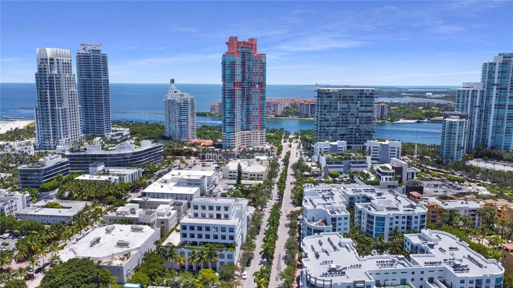 225 Collins Ave #4J Miami Beach, FL 33139