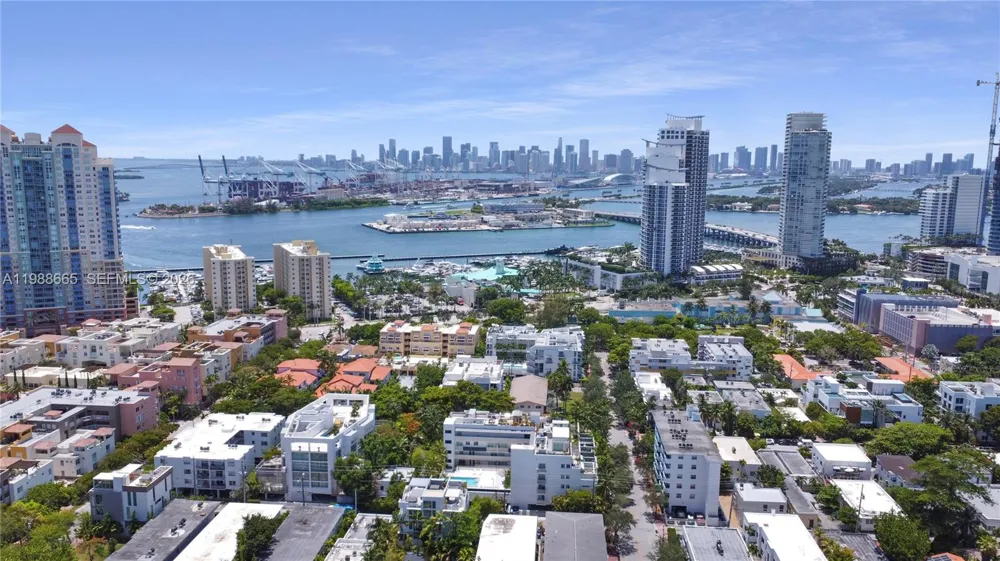 225 Collins Ave #4J Miami Beach, FL 33139