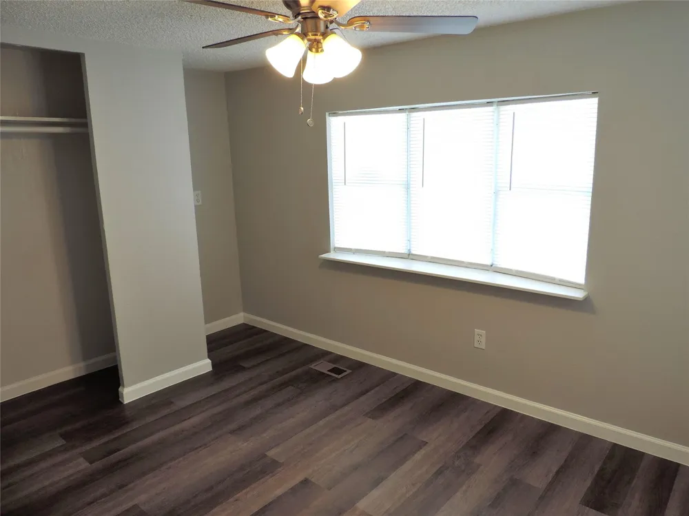 1668 Fm 2518 #85 Cleveland, TX 77327