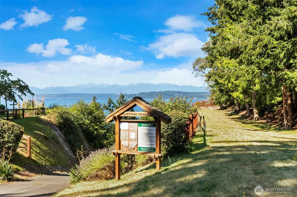 34638 Bridge View Place Kingston, WA 98346