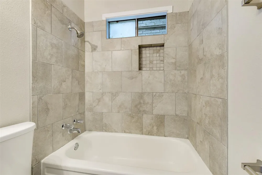 1512 Broadmoor Drive #B Bryan, TX 77802
