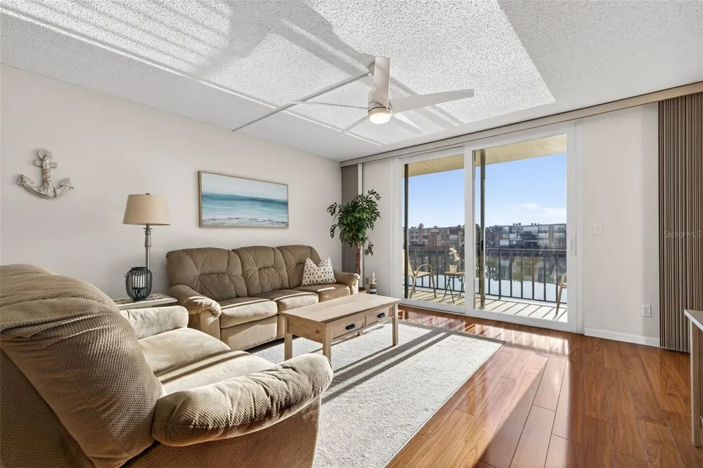 7625 SUN ISLAND DRIVE S #207 South Pasadena, FL 33707