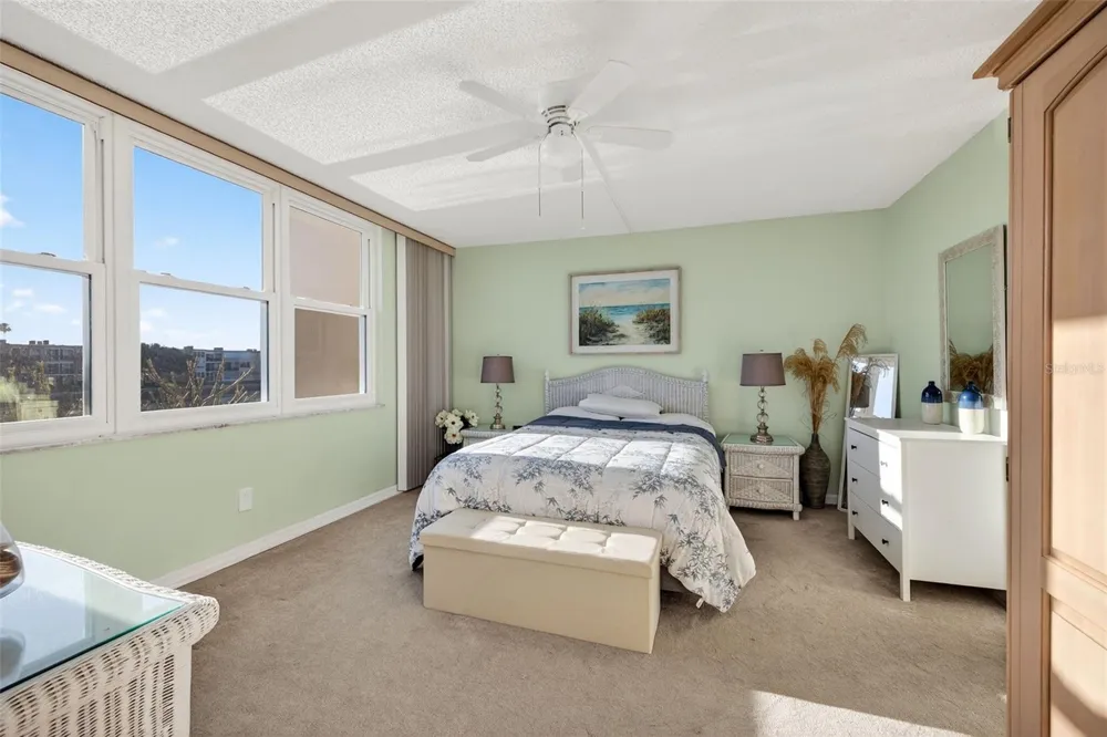 7625 SUN ISLAND DRIVE S #207 South Pasadena, FL 33707