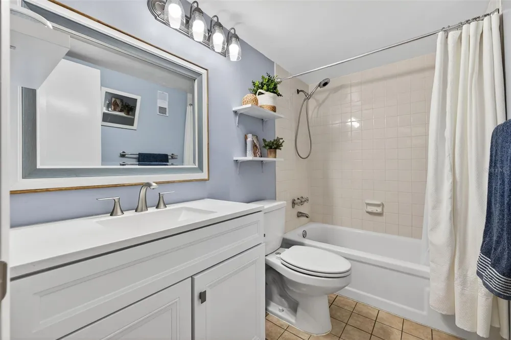 7625 SUN ISLAND DRIVE S #207 South Pasadena, FL 33707
