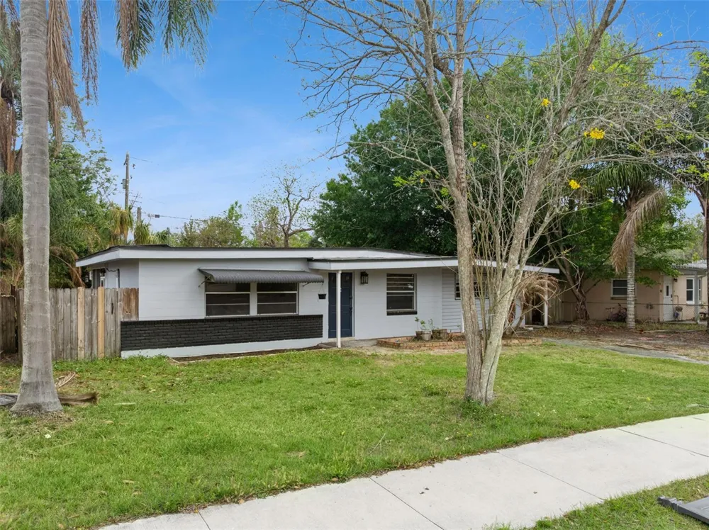 617 BEVERLY AVENUE Altamonte Springs, FL 32701