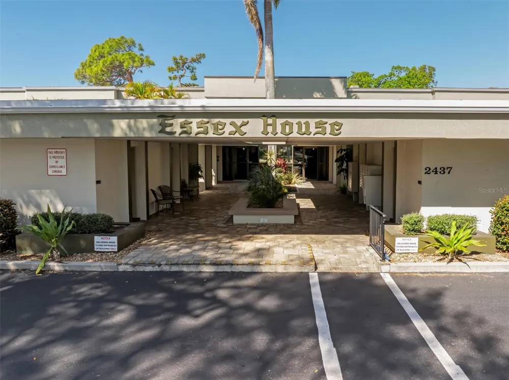 2437 HARBOR BOULEVARD #204 Port Charlotte, FL 33952