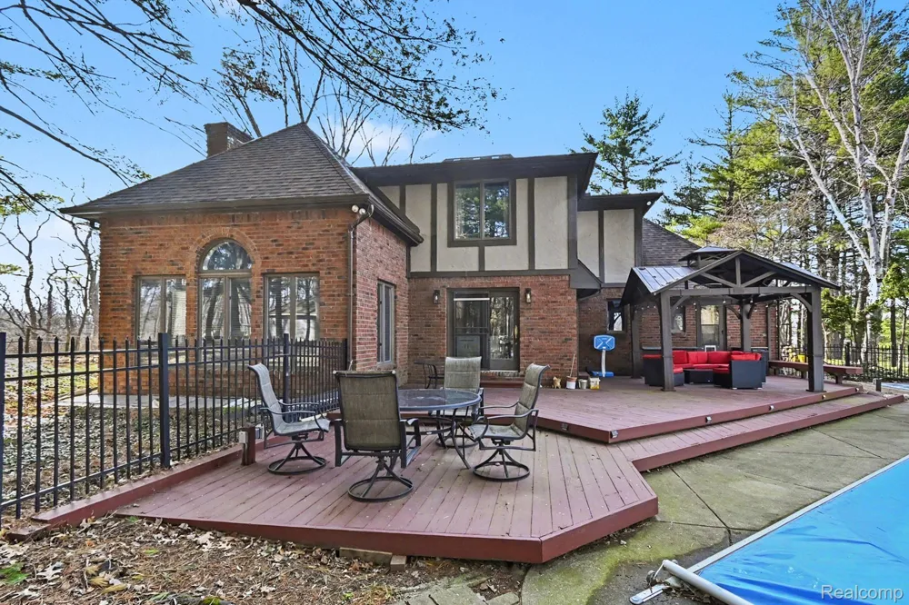 100 Latson Road Oceola Township, MI 48843