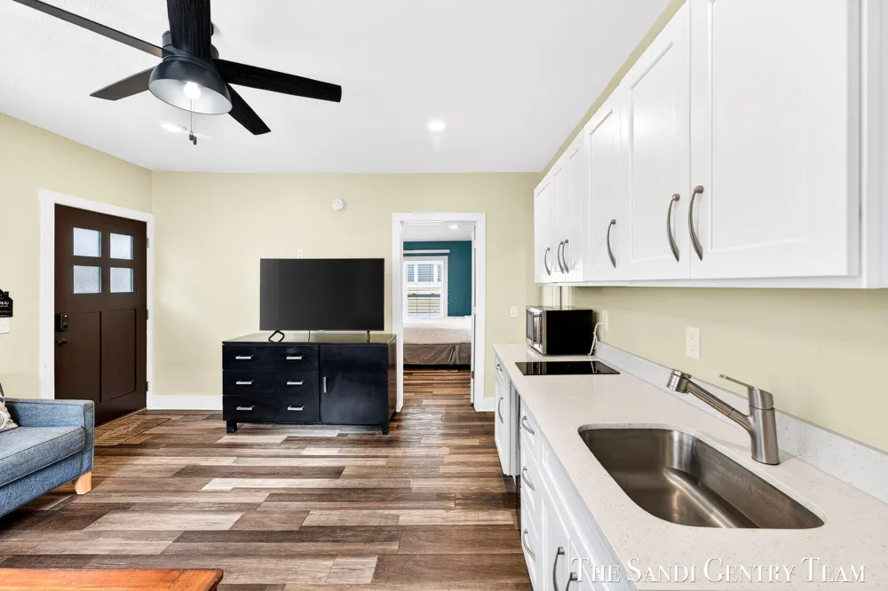 209 Clinton Avenue Grand Haven City, MI 49417