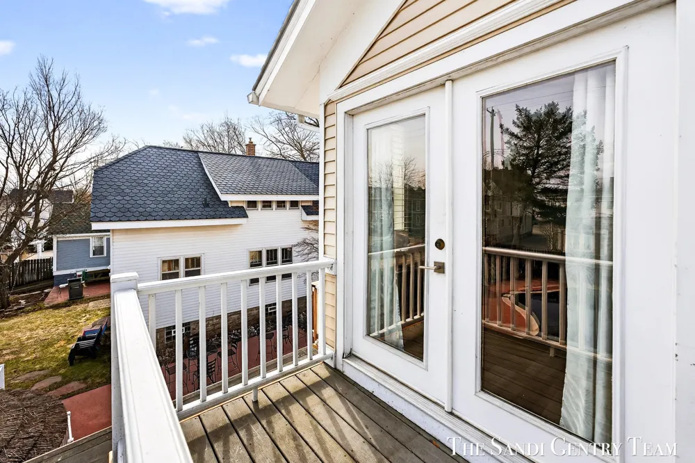 209 Clinton Avenue Grand Haven City, MI 49417