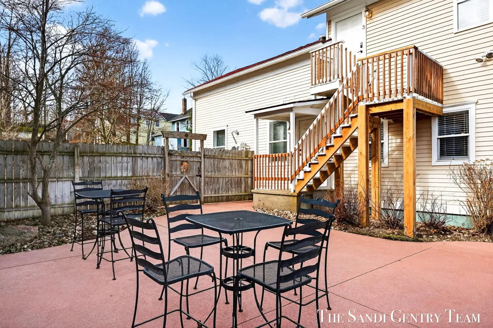 209 Clinton Avenue Grand Haven City, MI 49417