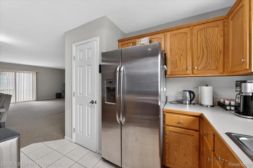 37744 Charter Oaks Boulevard #397 Clinton Charter Township, MI 48036