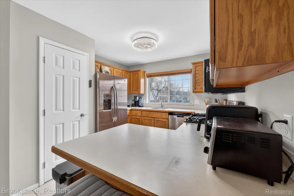 37744 Charter Oaks Boulevard #397 Clinton Charter Township, MI 48036