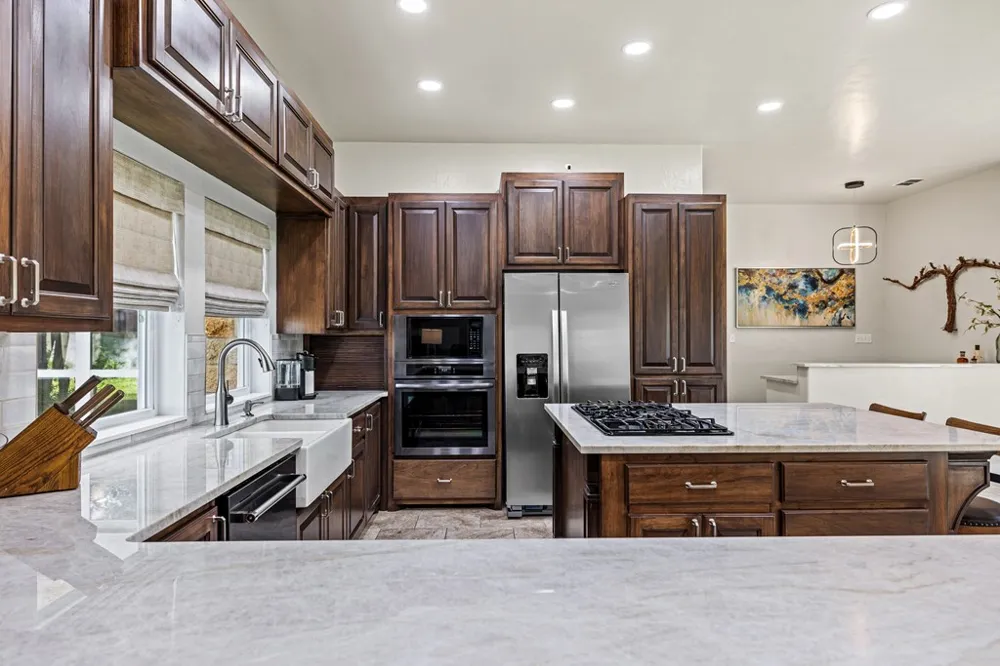 10030 E. Us Highway 290 Fredericksburg, TX 78624