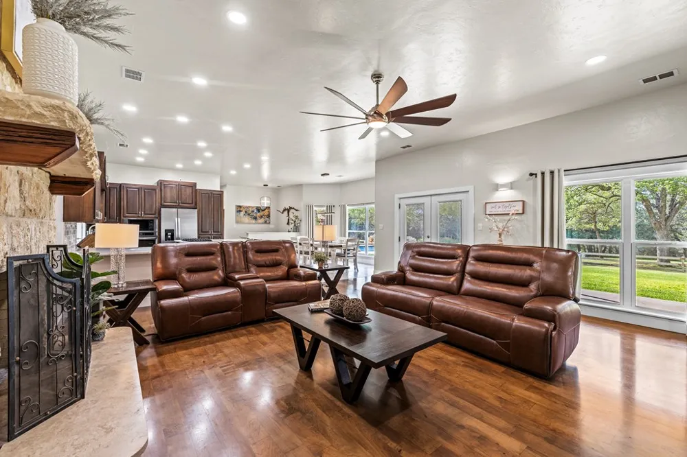 10030 E. Us Highway 290 Fredericksburg, TX 78624