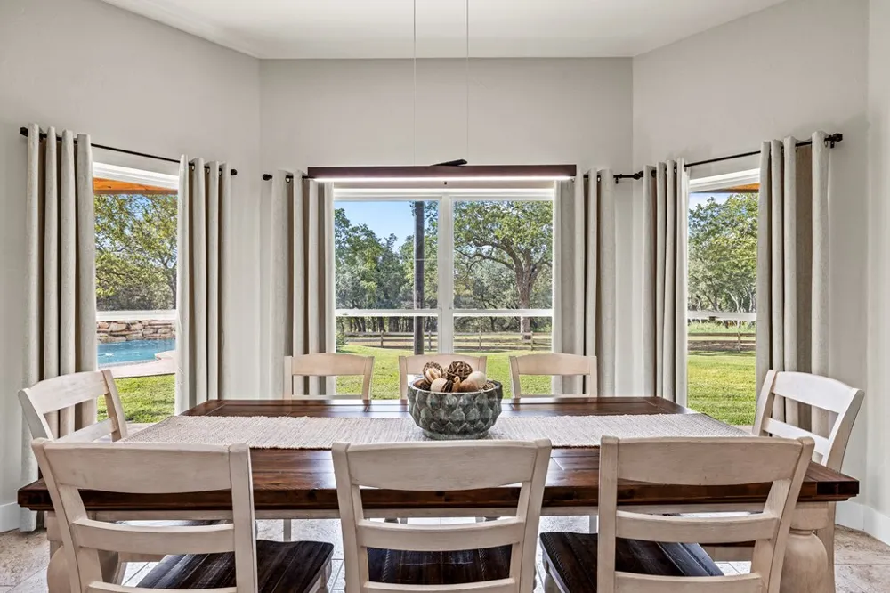 10030 E. Us Highway 290 Fredericksburg, TX 78624