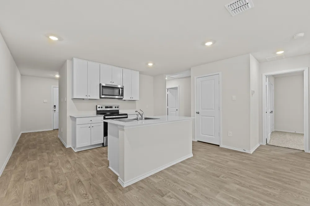 304 Wild Goose Drive Luling, TX 78648