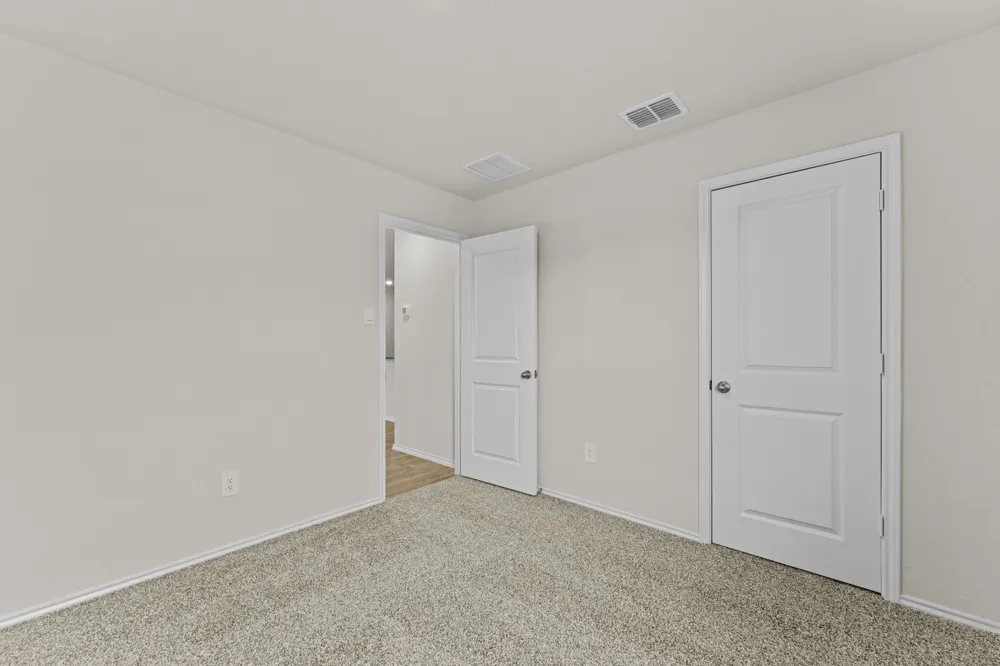 304 Wild Goose Drive Luling, TX 78648