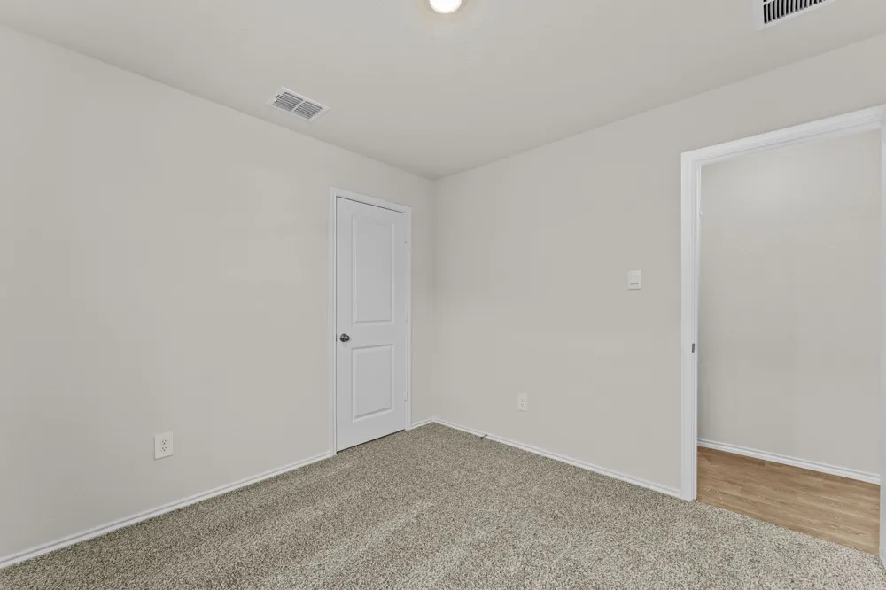 304 Wild Goose Drive Luling, TX 78648