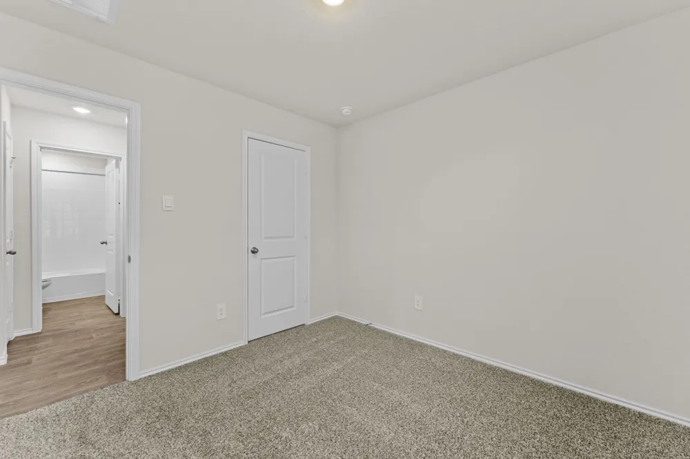 304 Wild Goose Drive Luling, TX 78648