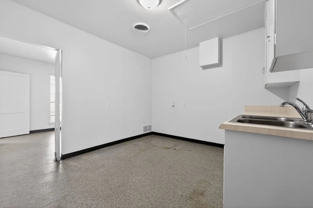 514 Hospital Boulevard Floresville, TX 78114